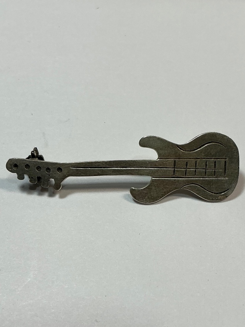 Taxco Sterling Silver Electric Guitar Brooch . 🎸 1 5/8 inches long